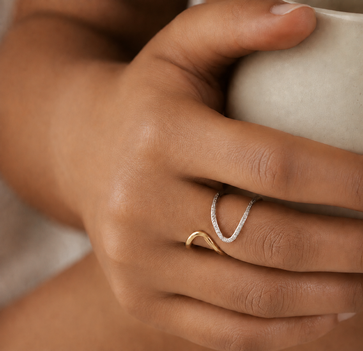 Starlight Wave Dual Line Ring
